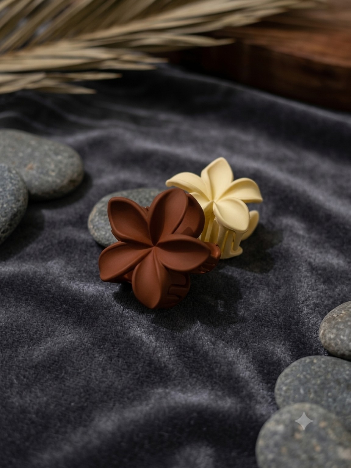 Flower hair clips gift display